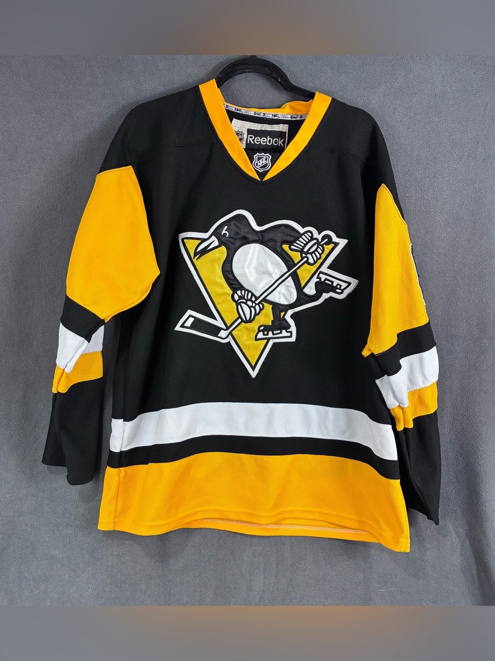 Vintage Pittsburgh Penguins Hockey Jersey 52 Reebok/CCM Phil Kessel Fight Strap